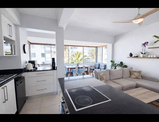 2 BEDROOM APARTMENT FOR SALE IN SEA POINT